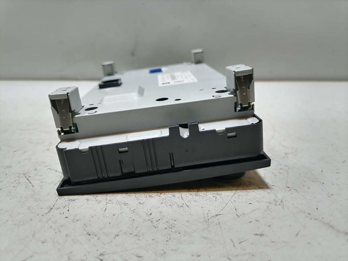 Seat Leon 5F original Autoradio ohne Radiocode Bj.2015